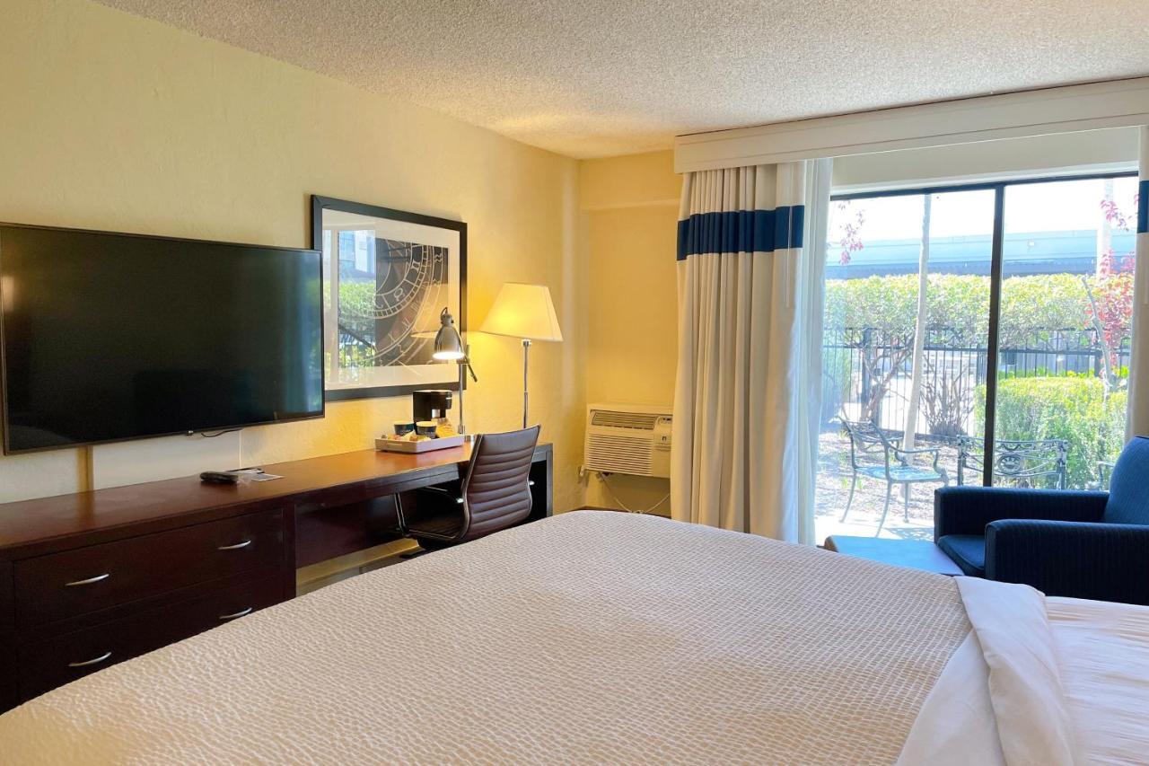 Hotel Four Points By Sheraton San Rafael Marin County Extérieur photo